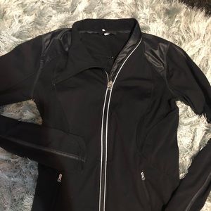 Lululemon zip up jacket
